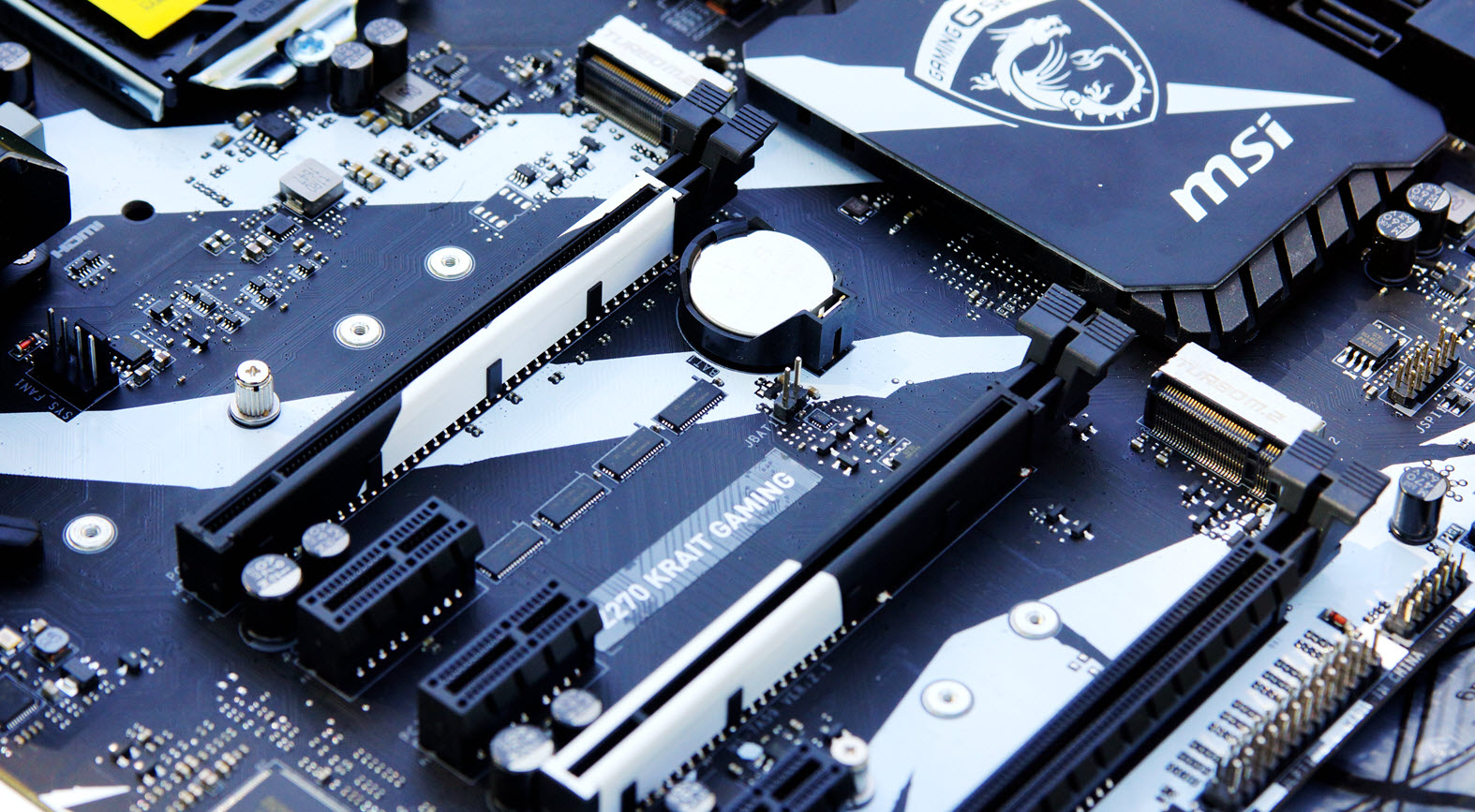 如何配置一台性价比高的游戏主机,电脑主机7000到8000