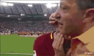 当你谈论罗马，甚至无需在这座城市呆太久，脑海里浮现的首先是他