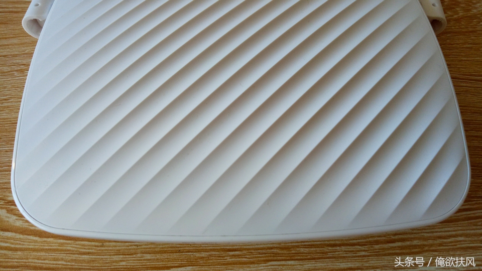 腾达ac9千兆版路由器评测,腾达f9路由器穿墙怎么样