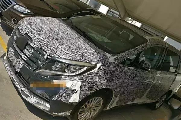 新款传祺gm8路试谍照曝光,吉利豪越和传祺gm8