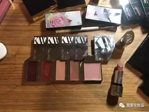 最好口红和冷门口红测评,女生必买的六支口红测评