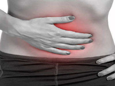 腹痛便秘伴随呕吐是什么症状,腹胀腹痛便秘腹泻交替出现