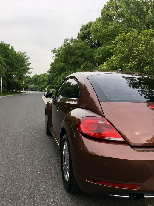 14年大众甲壳虫白色驾驶感受,新到17年大众甲壳虫