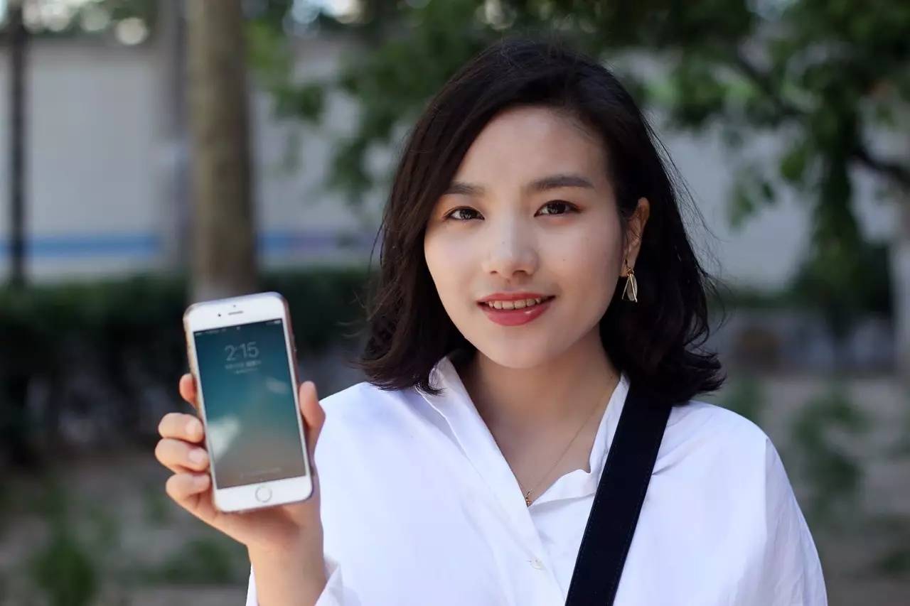 阿玛尼新款长效持久遮瑕粉底液,阿玛尼造型紧颜粉底液测评