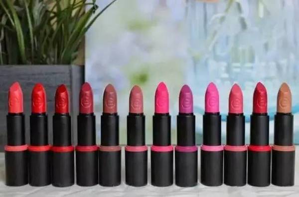 初学者彩妆套装100块推荐,入门级彩妆所需化妆品超级便宜