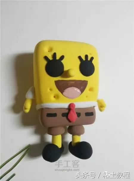 用彩泥来做海绵宝宝,海绵宝宝动画片橡皮泥手工制作