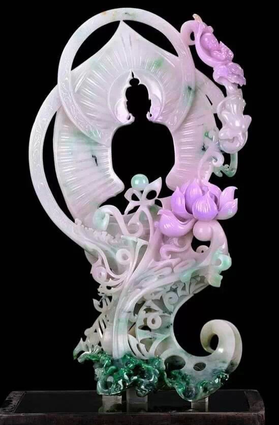 粉色紫罗兰翡翠,女人喜爱的珠宝