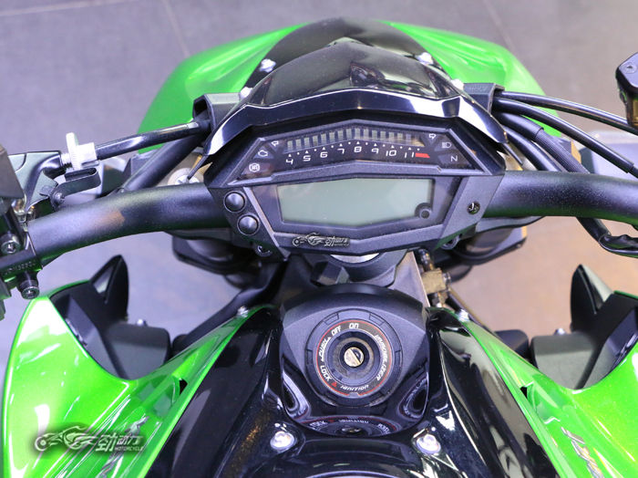 杜卡迪monster950对比川崎z1000,动力十足的川崎