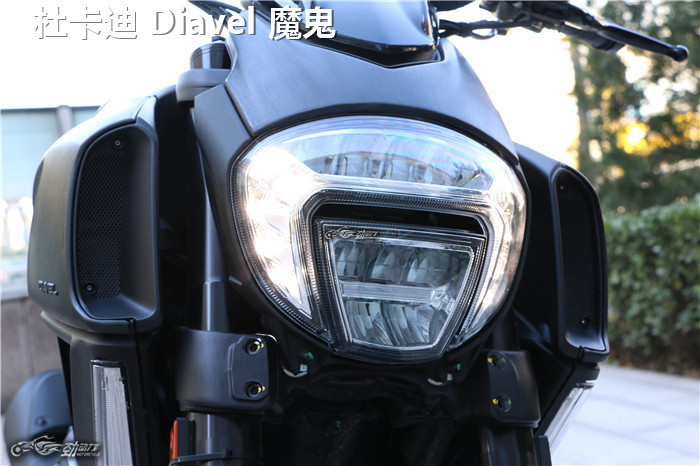 当“大魔鬼”遇上“M109R”，能让“胜利-战斧”挥舞起来吗