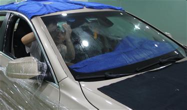 给汽车模型贴膜,给汽车贴膜多少钱