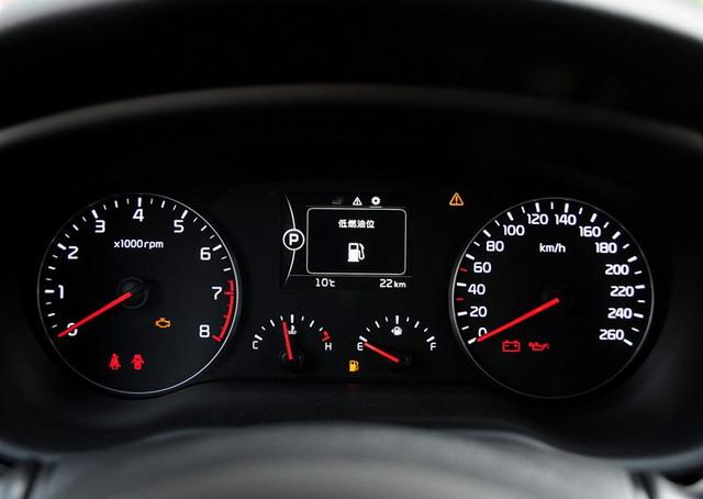 2014年起亚名图,2016款起亚k41.6