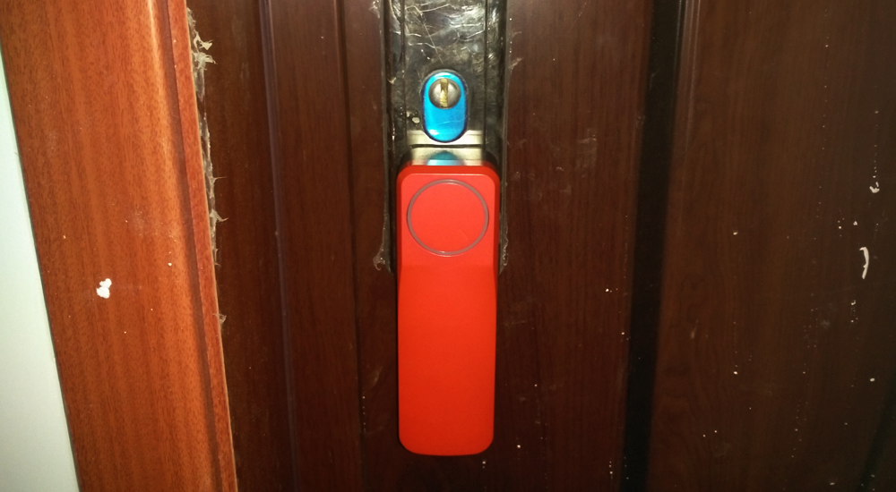 防住隔壁老王!蜗牛管家智能门闩的知乎者也