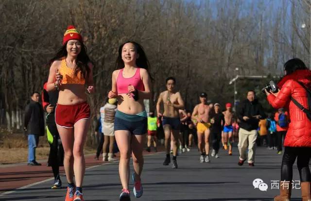 有了这些超美装备，你也能成跑圈女神！