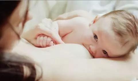 宝宝突然一直不爱喝奶粉怎么办,宝宝不爱喝奶粉怎么断奶呢