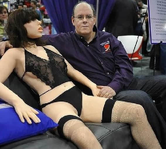 会“啪啪”的机器人你敢试试吗？