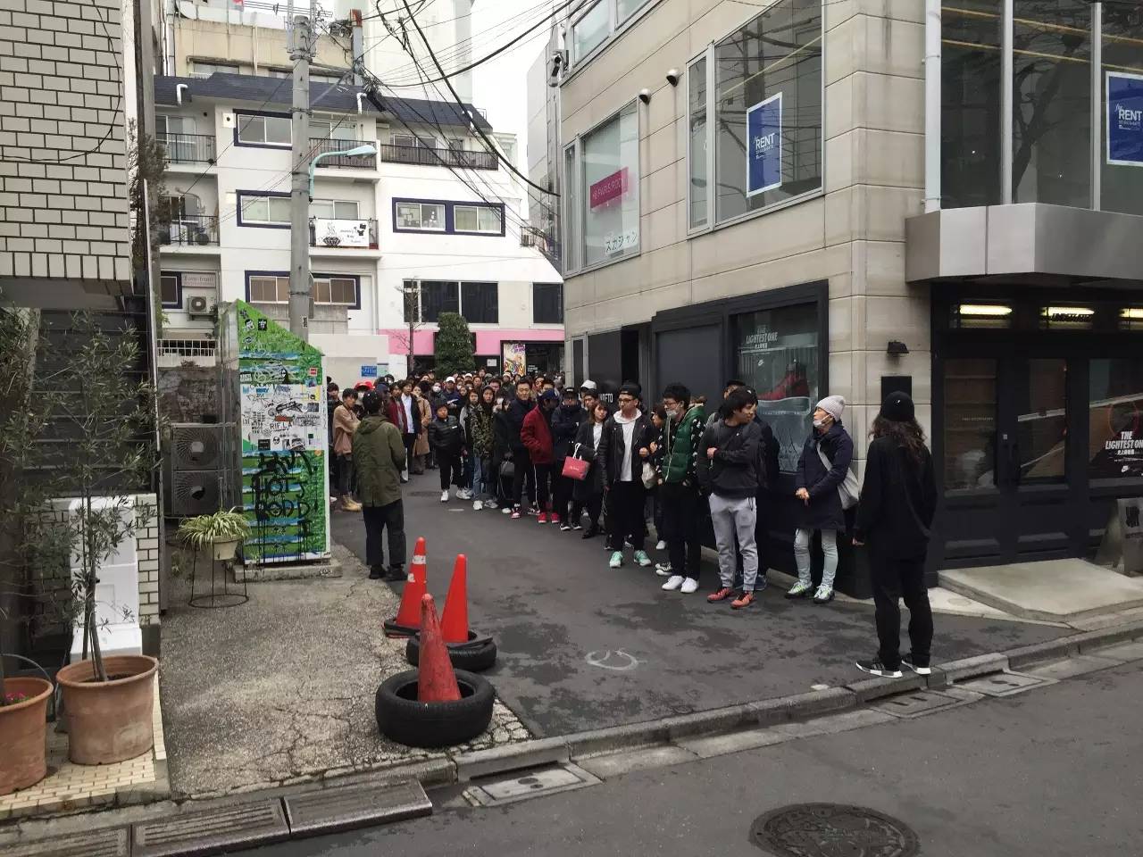 supreme18ss发售,东京实录电影