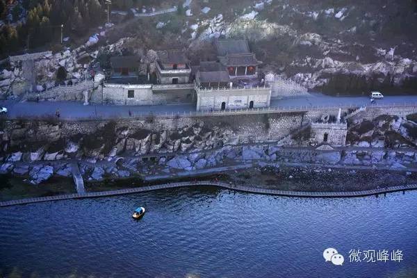 只有站得高才能望见远处的风景,鸟瞰峰峰