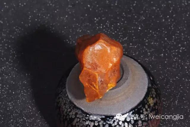 河里挖出金丝楠阴沉木头价值多少,嘉陵江惊现巨大藏红阴沉木