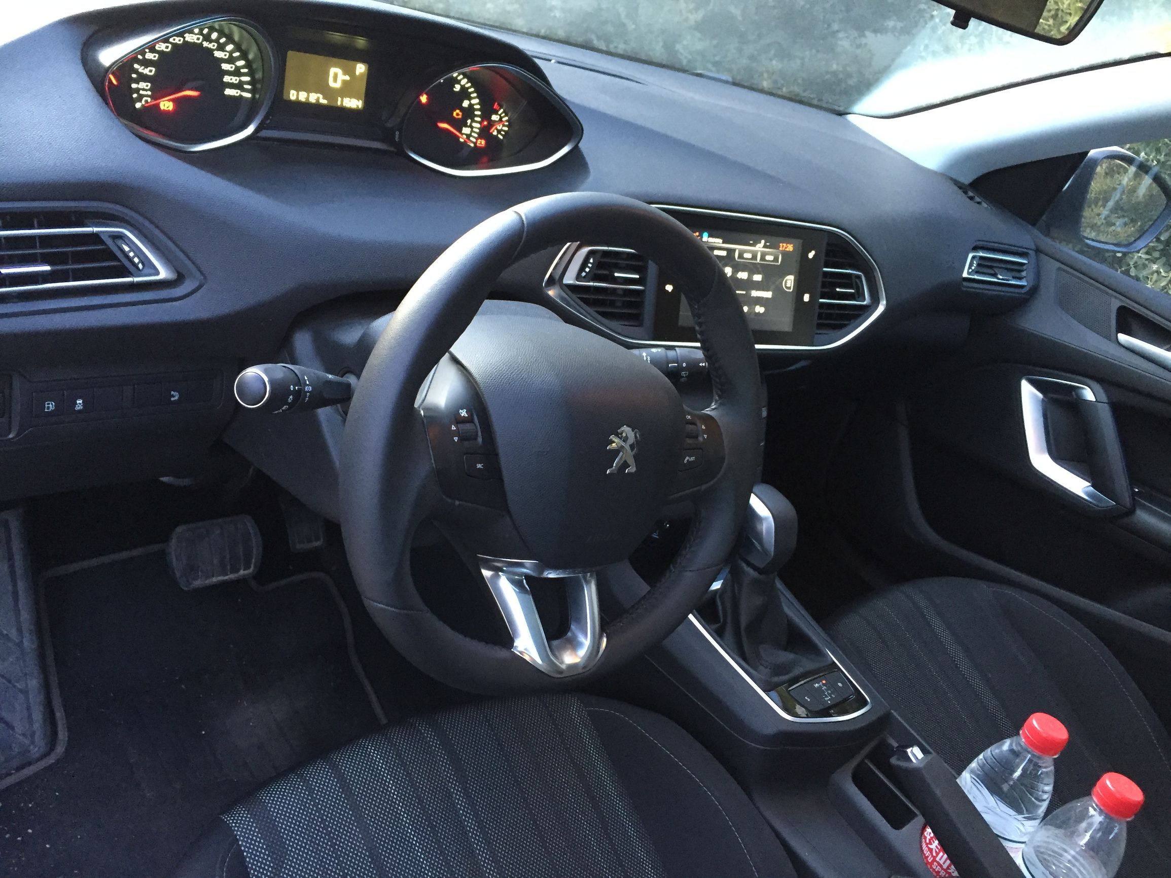 东风标致3081.6T试驾第一视角,东风标致308s试驾视频大全