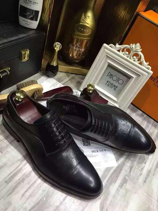 世界皮带十大奢侈品牌图案 (世界十大奢侈女包品牌排行榜)