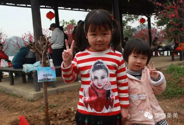 七星岩景区桃花,肇庆七星岩的桃花是什么颜色的