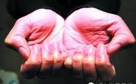 洗衣粉发热是什么原理,为什么洗衣粉加热会变臭