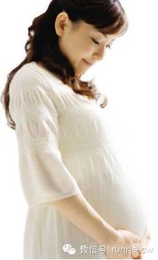 宝宝吸入血性羊水,新生儿吸入胎粪做什么抢救