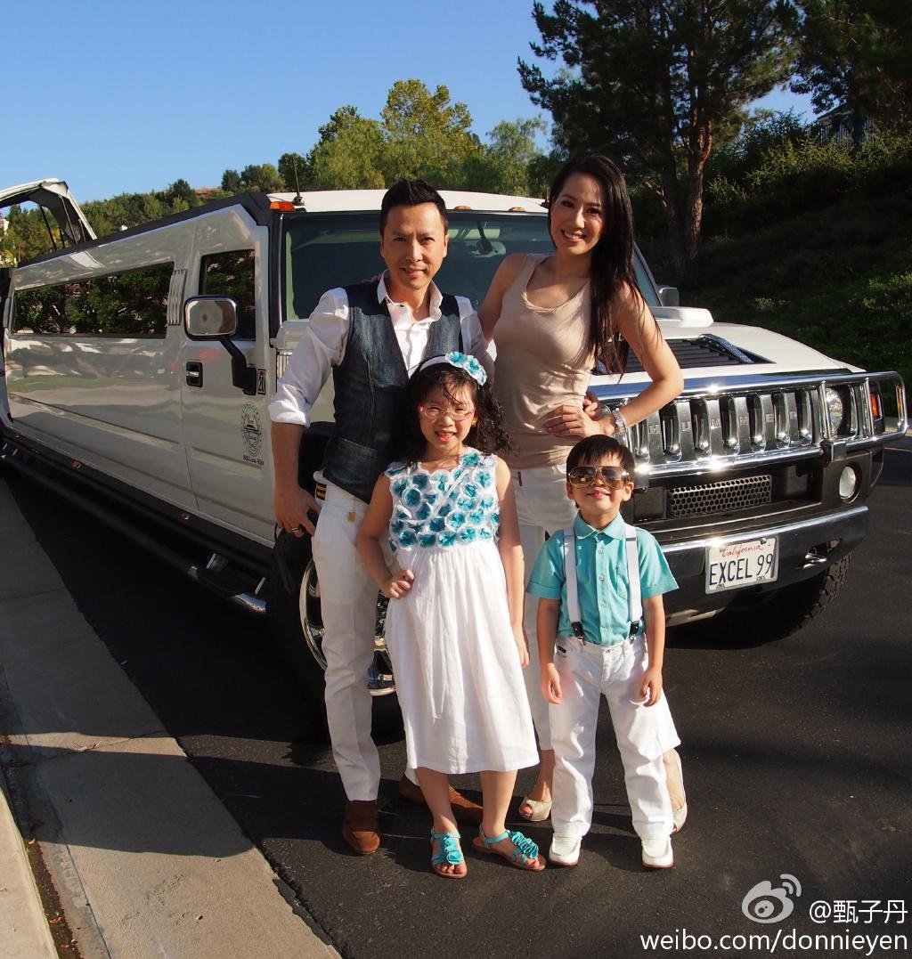 甄子丹儿子跆拳道红带，张晋被女儿“甜蜜家暴”，功夫二代太厉害