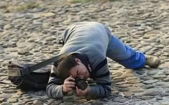 摄影师揭穿8000婚纱照,情侣拍婚纱照摄影师惊呆了