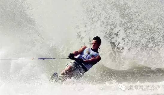 寻找奉贤之美海湾旅游区：上海最绵长的沙滩，31.6公里长的海岸线横亘东西