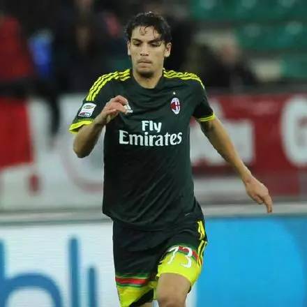 ［综述］今日新闻点滴之20160218——三十年贝氏米兰