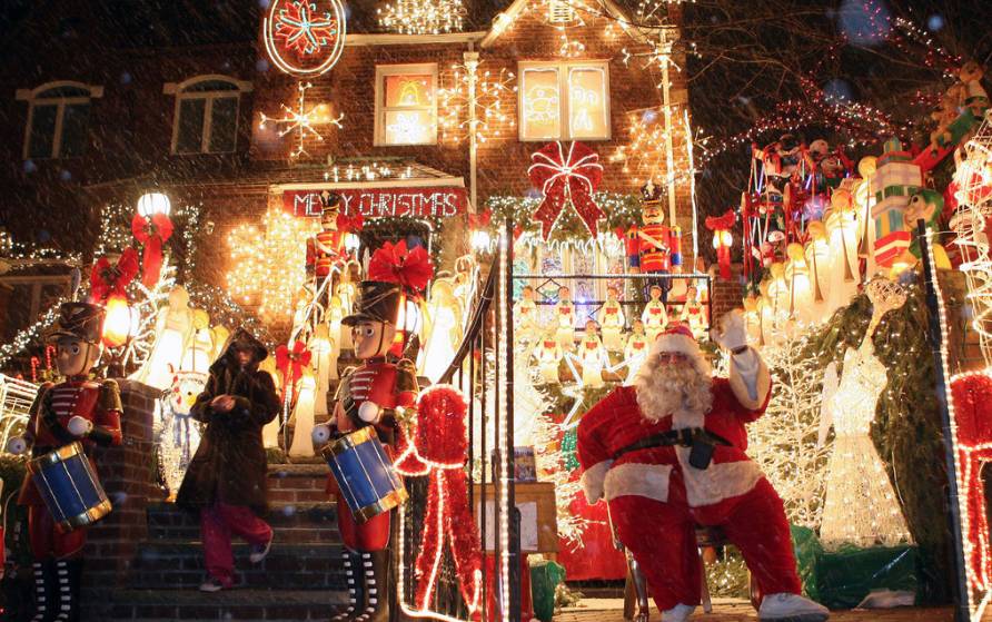 圣诞节穿什么样的衣服和外套,圣诞节要怎么搭配衣服和裤子