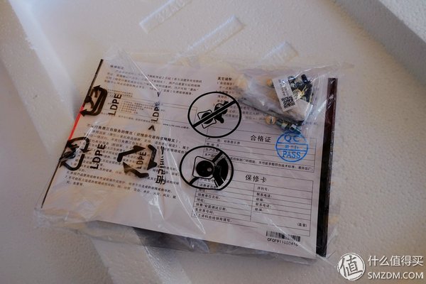 【良心定价的网吧利器，槽点需改进】惠科HKCX320曲面一体机拆机、升级配件及评测