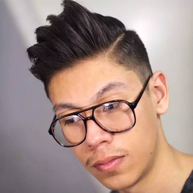 2022男士新发型图片,发型大全男不烫
