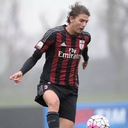 ［综述］今日新闻点滴之20160218——三十年贝氏米兰