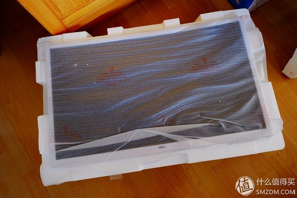 【良心定价的网吧利器，槽点需改进】惠科HKCX320曲面一体机拆机、升级配件及评测