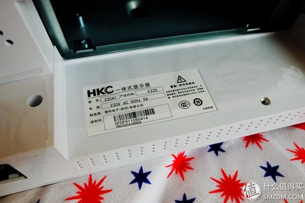 【良心定价的网吧利器，槽点需改进】惠科HKCX320曲面一体机拆机、升级配件及评测