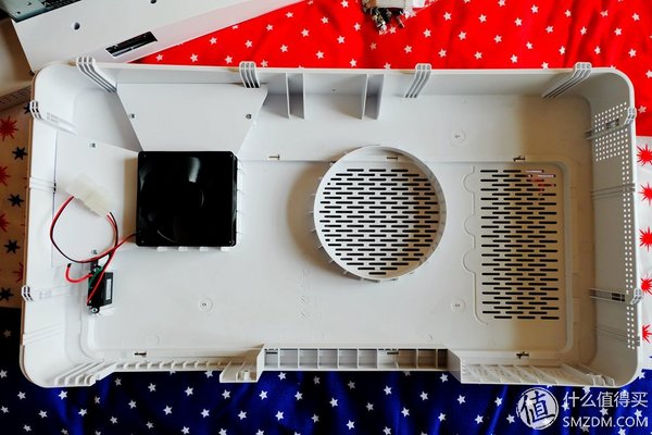 【良心定价的网吧利器，槽点需改进】惠科HKCX320曲面一体机拆机、升级配件及评测