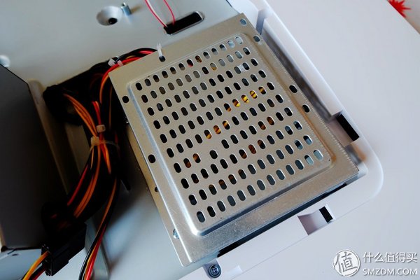 【良心定价的网吧利器，槽点需改进】惠科HKCX320曲面一体机拆机、升级配件及评测