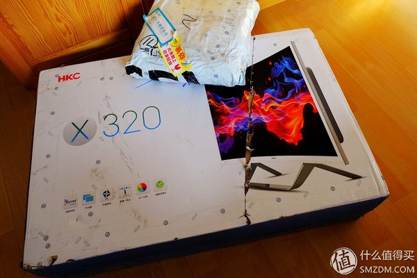 【良心定价的网吧利器，槽点需改进】惠科HKCX320曲面一体机拆机、升级配件及评测