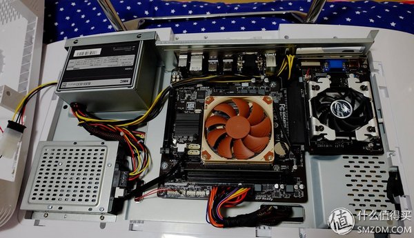 【良心定价的网吧利器，槽点需改进】惠科HKCX320曲面一体机拆机、升级配件及评测