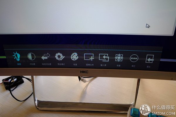 【良心定价的网吧利器，槽点需改进】惠科HKCX320曲面一体机拆机、升级配件及评测