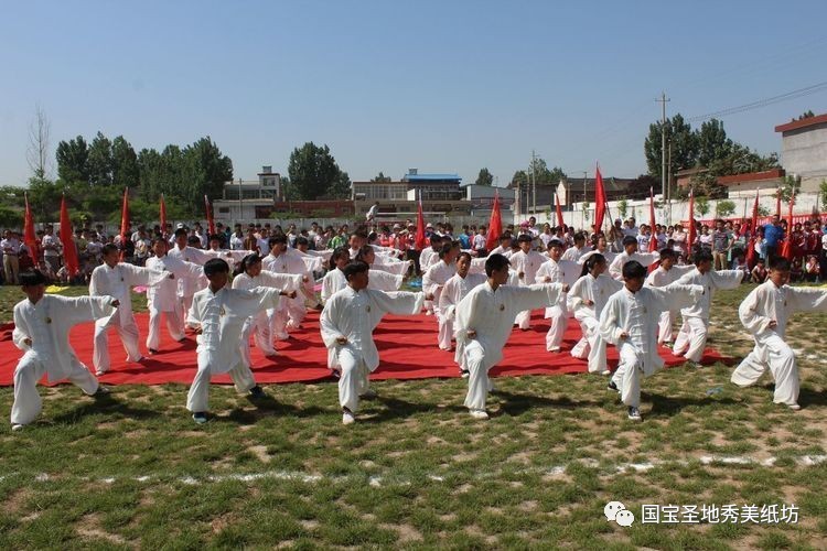 运动风青春活力四射,青春活力满满的运动气息扑面而来