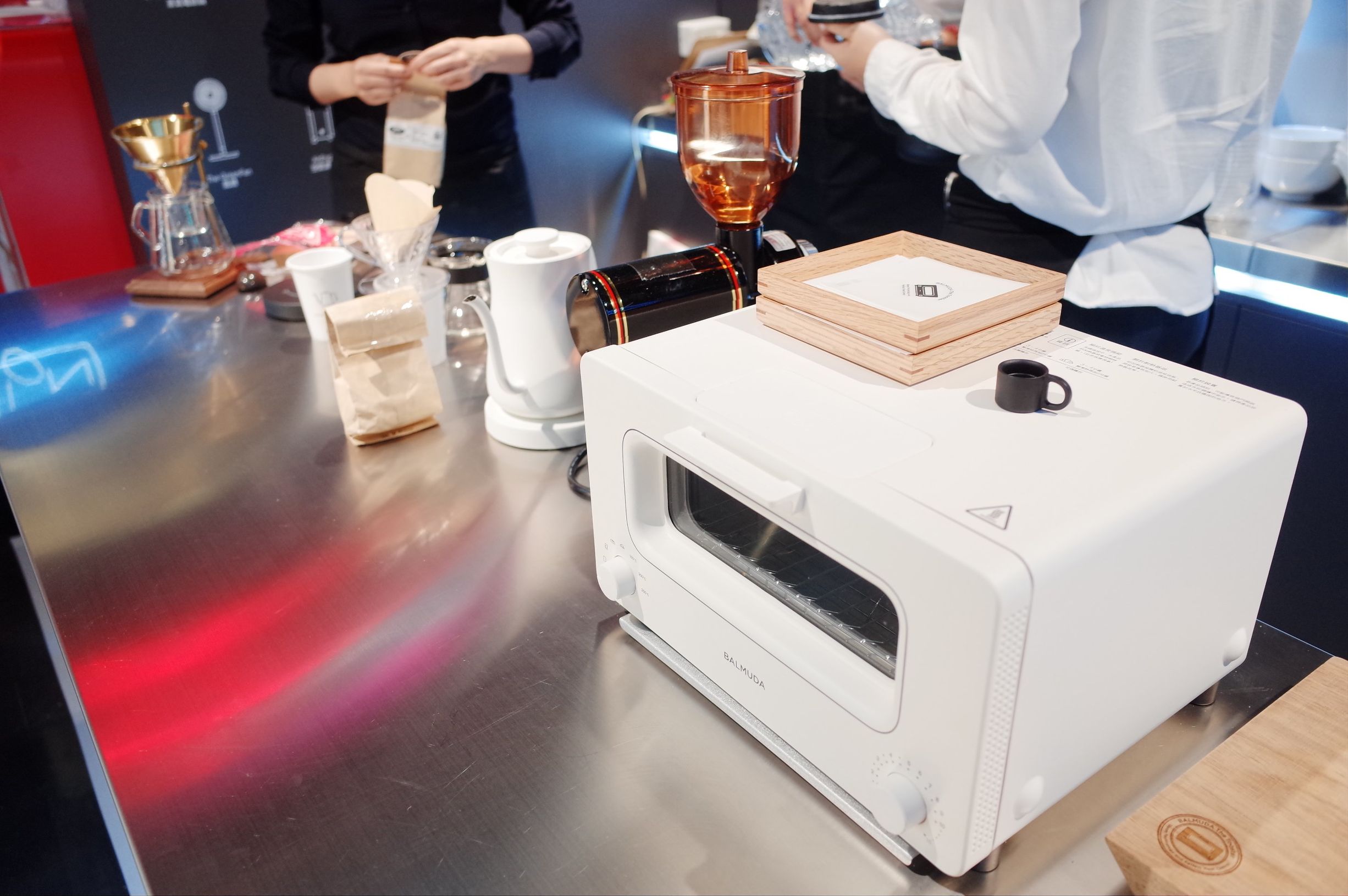 文本直送科技新闻：日本人气家电BALMUDA新光三越A11期间限定体验