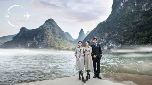 仲夏五月青航佳人伴你泛舟漓江上