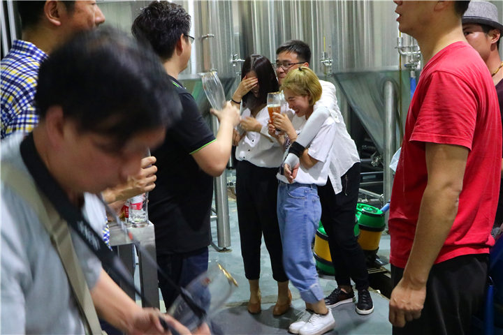 别过粤语女声,别过歌曲完整版