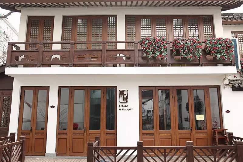 6张桌子，2个包厢，城南这家连导航都搜不到的私房小馆子，却藏着《食神》级别的蛋炒饭……