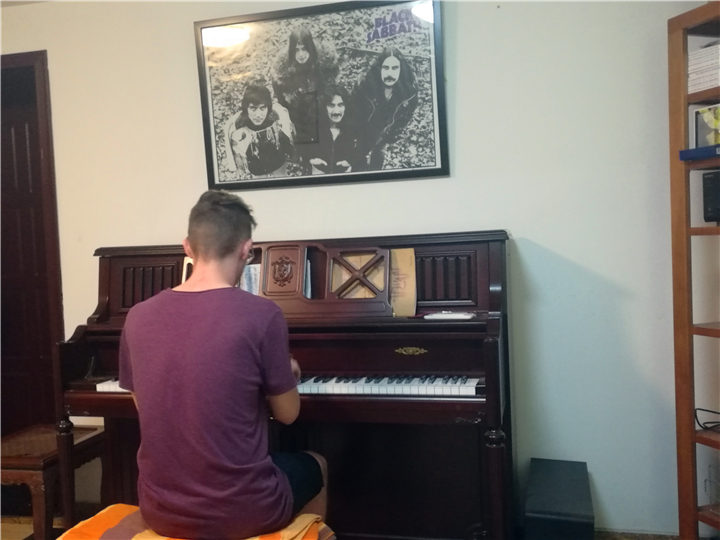 别过粤语女声,别过歌曲完整版