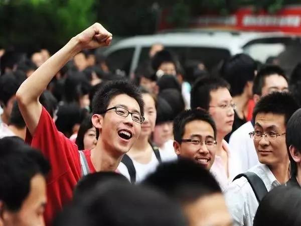 再上4天班就放假了吗,重庆放假最新通知