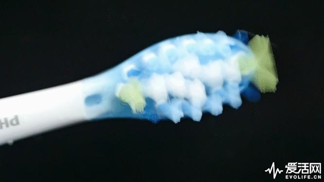 飞利浦和欧乐b电动牙刷哪个好,欧乐b与飞利浦电动牙刷哪个好